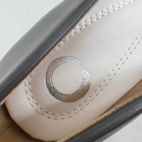 Journee Collection Luu Faux Leather Low Block Heel Pumps-Gray-Women Size 10-NEW - Picture 11 of 11